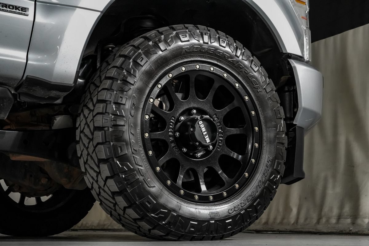 Used 2022 Ford F250 Platinum w/ FX4 Off-Road Package AWD/4WD image 54