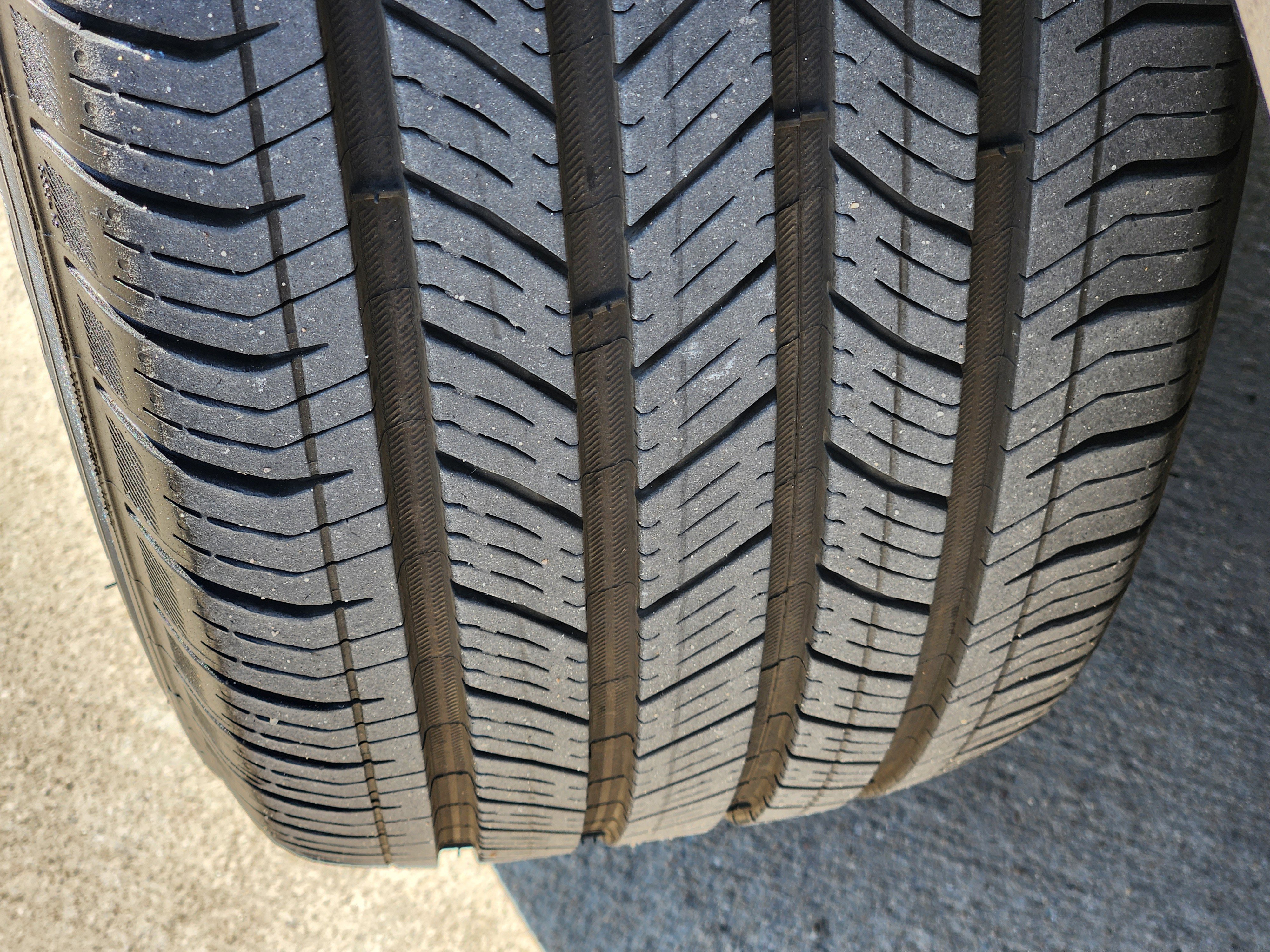 Used 2025 Lexus RX 350 FWD w/ Technology Package image 16