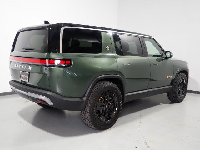 Used 2024 Rivian R1S Adventure AWD/4WD image 7