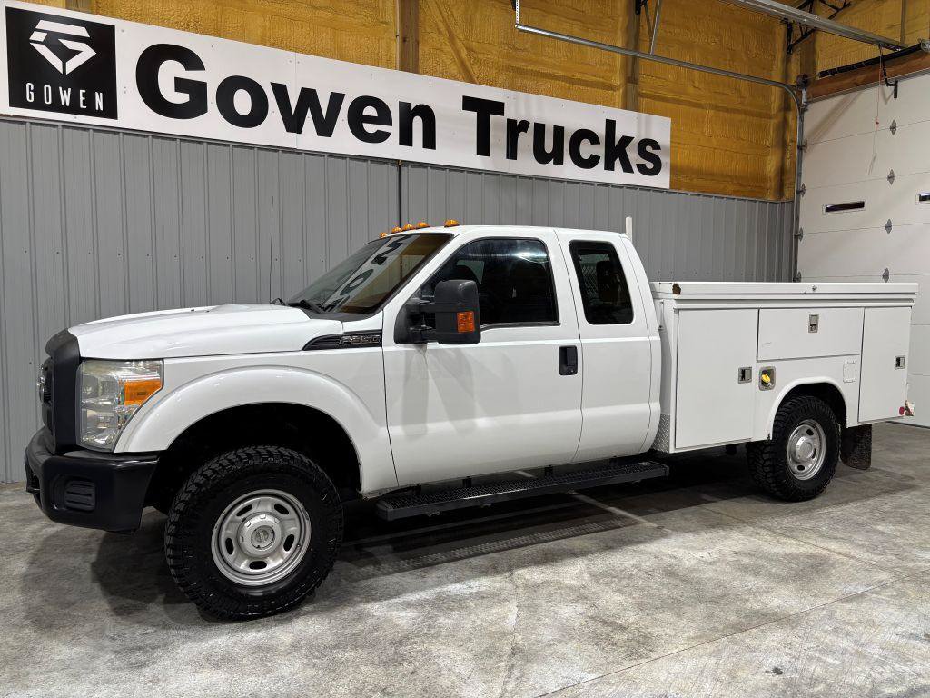 Used 2016 Ford F350 XL w/ Power Equipment Group AWD/4WD image 4