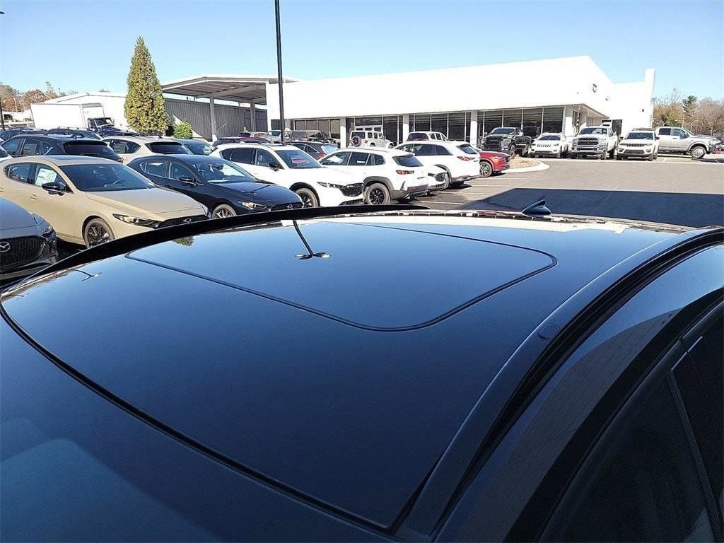 Certified 2025 MAZDA CX-30 2.5 Turbo w/ Premium Package AWD/4WD image 13