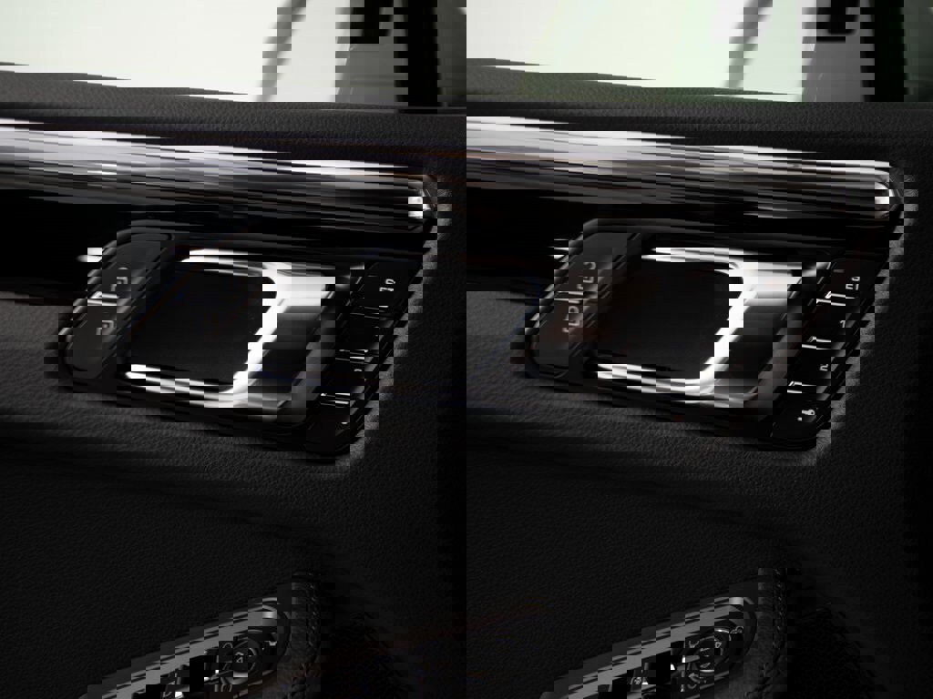 New 2026 Porsche Macan S image 13