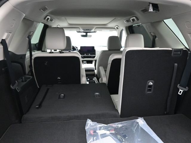 New 2026 Nissan Pathfinder SL image 13