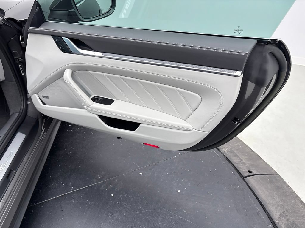 Certified 2023 Porsche 911 Turbo AWD/4WD image 17