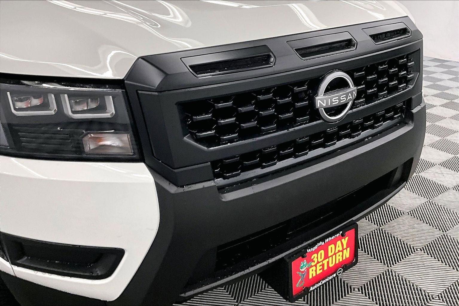 New 2026 Nissan Frontier S w/ Tow Package AWD/4WD image 15