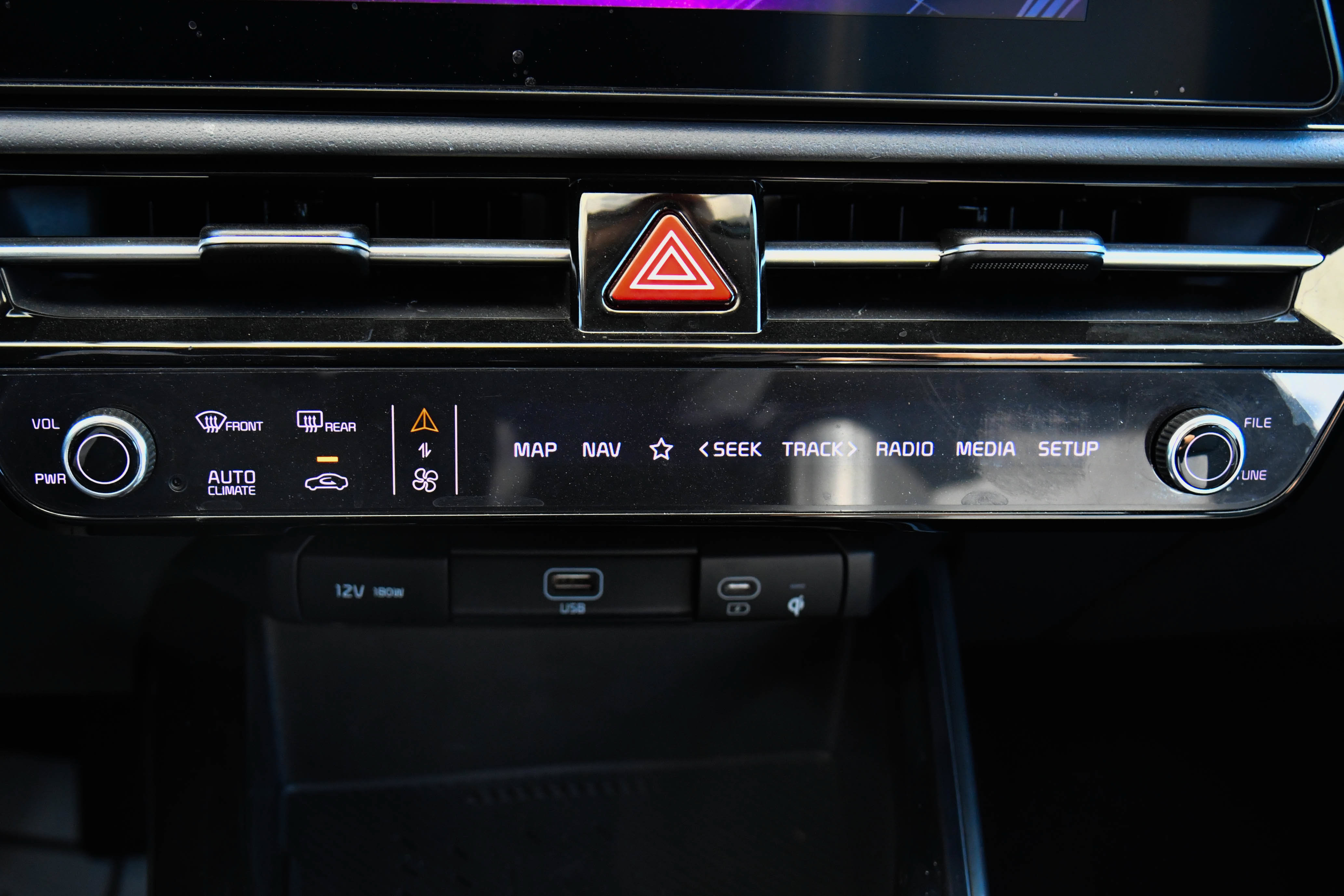 Used 2025 Kia Niro Wind FWD image 24