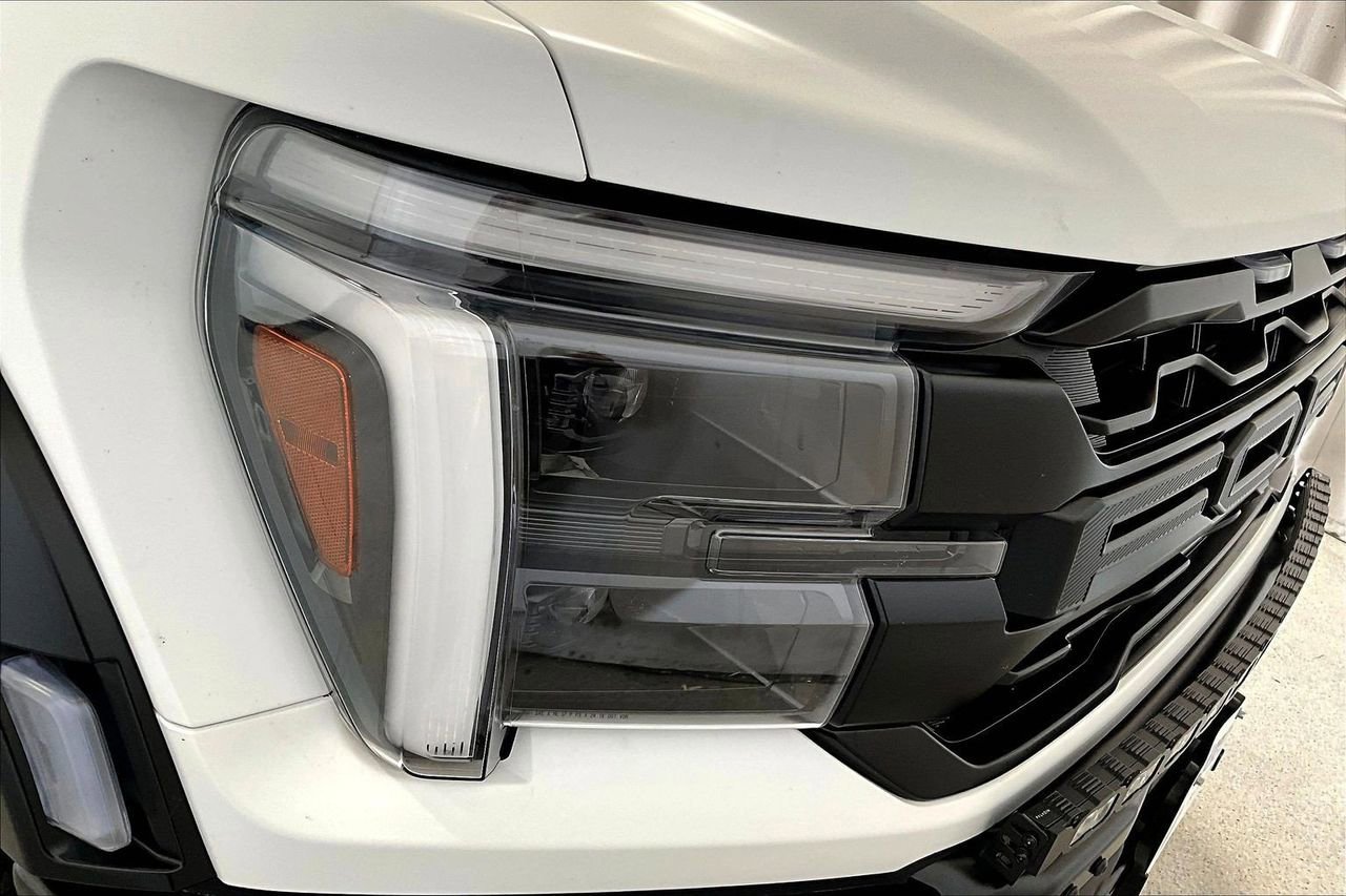 Used 2025 Ford F150 Raptor w/ Equipment Group 803A Raptor R AWD/4WD image 28