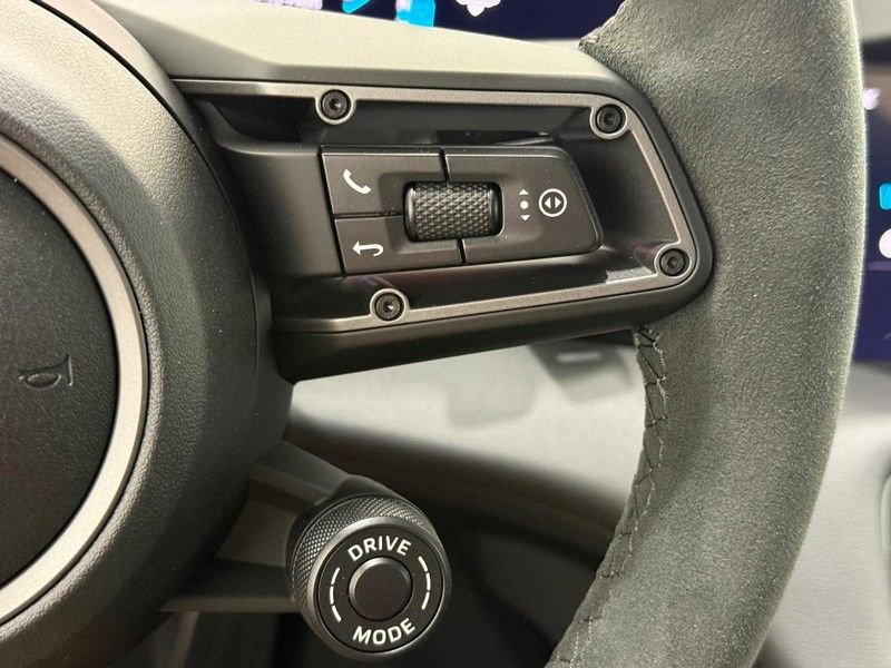 New 2026 Porsche Taycan 4S AWD/4WD image 22
