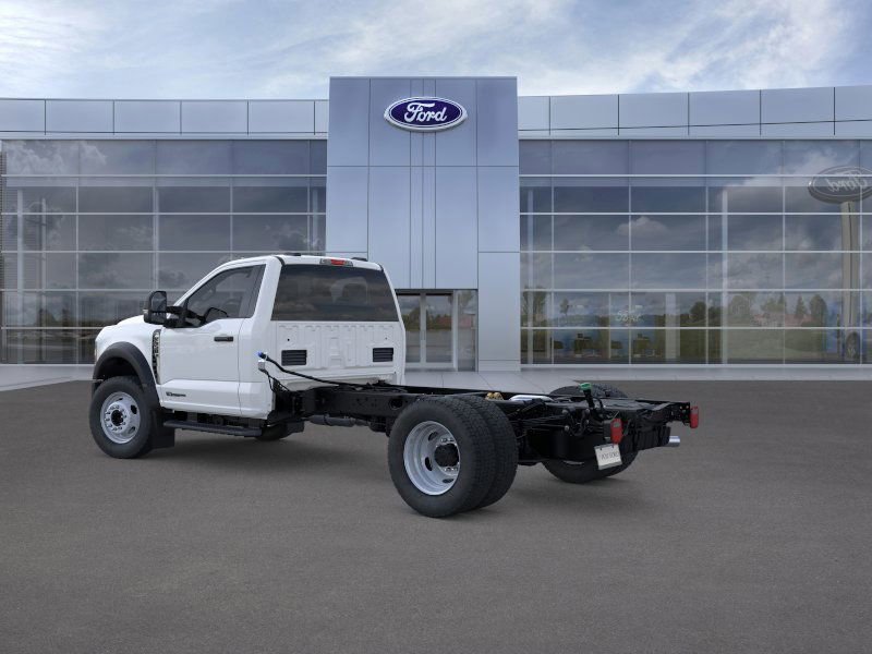 New 2025 Ford F550 4x4 Regular Cab Super Duty image 4