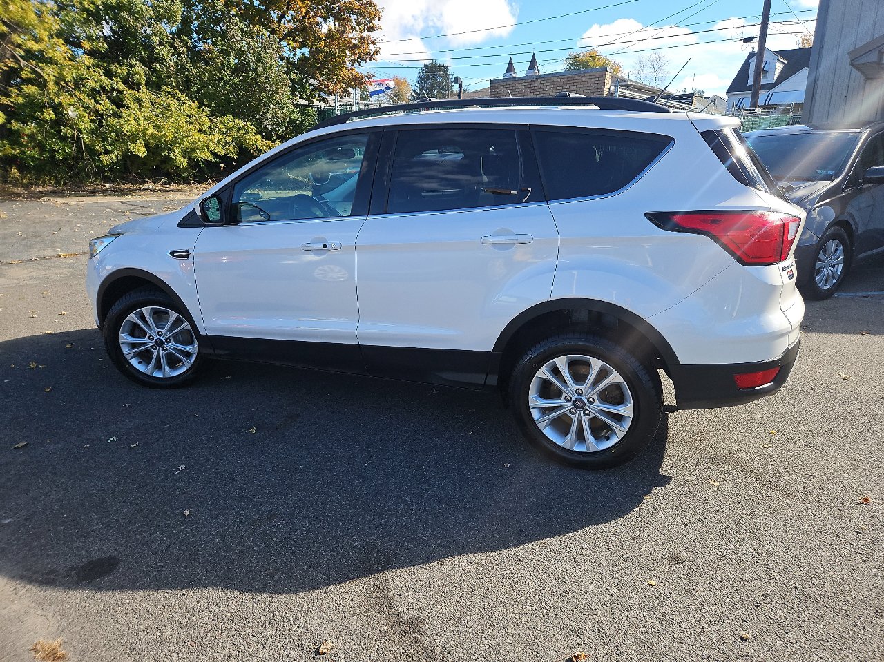 Used 2019 Ford Escape SEL image 6