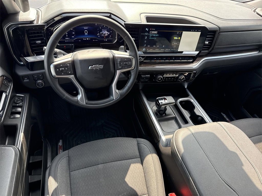 Used 2024 Chevrolet Silverado 1500 LT Trail Boss w/ Protection Package image 18