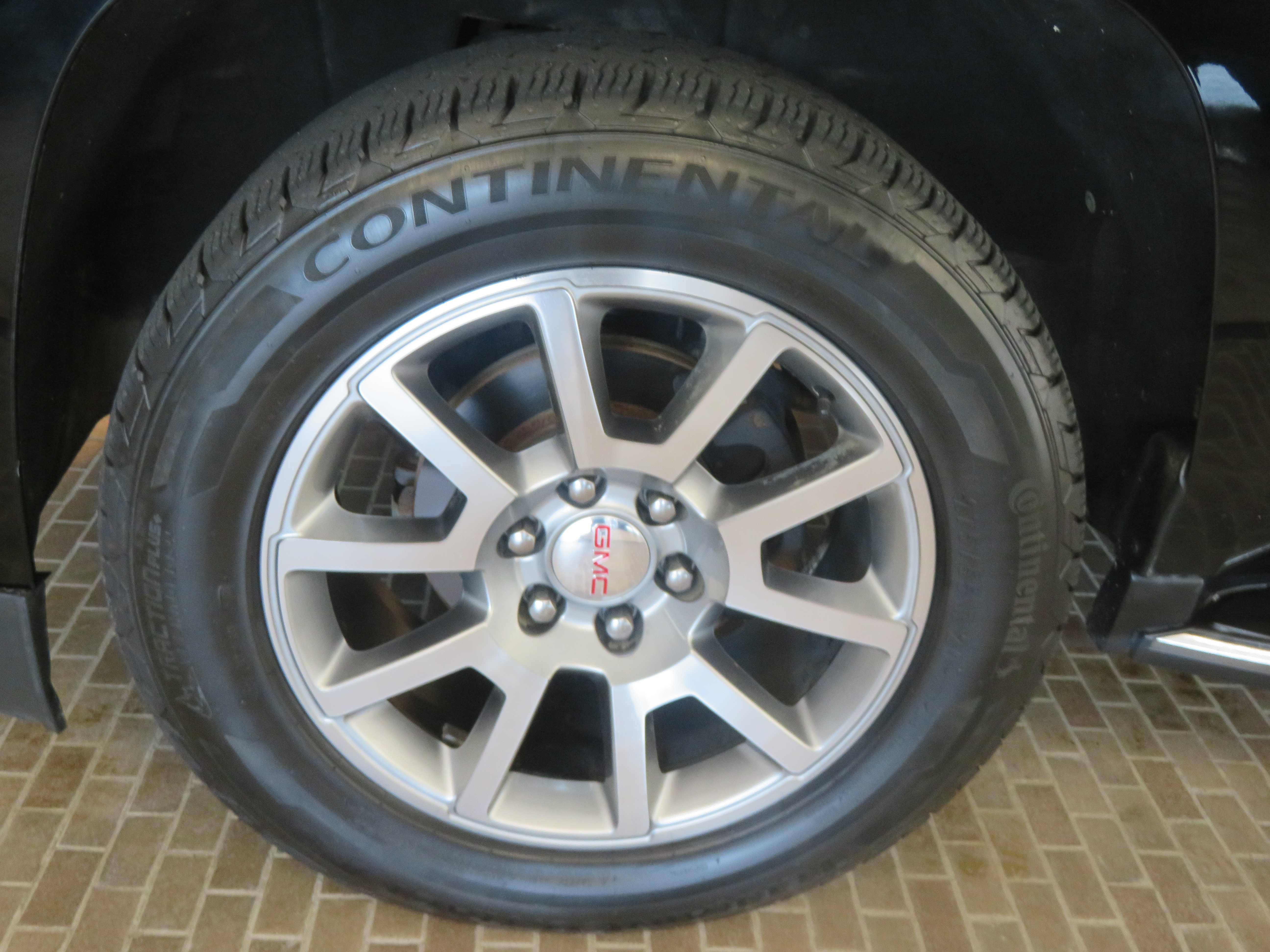 Used 2019 GMC Yukon XL Denali AWD/4WD image 7