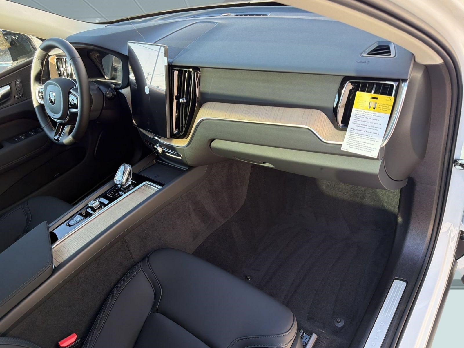 New 2026 Volvo XC60 B5 Plus w/ Climate Package AWD/4WD image 31