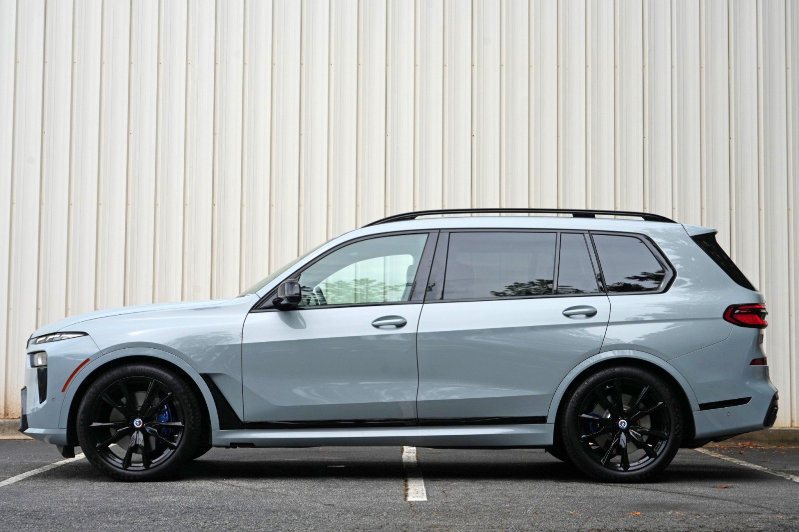 Used 2023 BMW X7 M60i w/ Executive Package AWD/4WD image 9