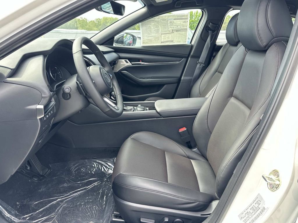 New 2026 MAZDA MAZDA3 Hatchback w/Premium Plus Pkg AWD/4WD image 23