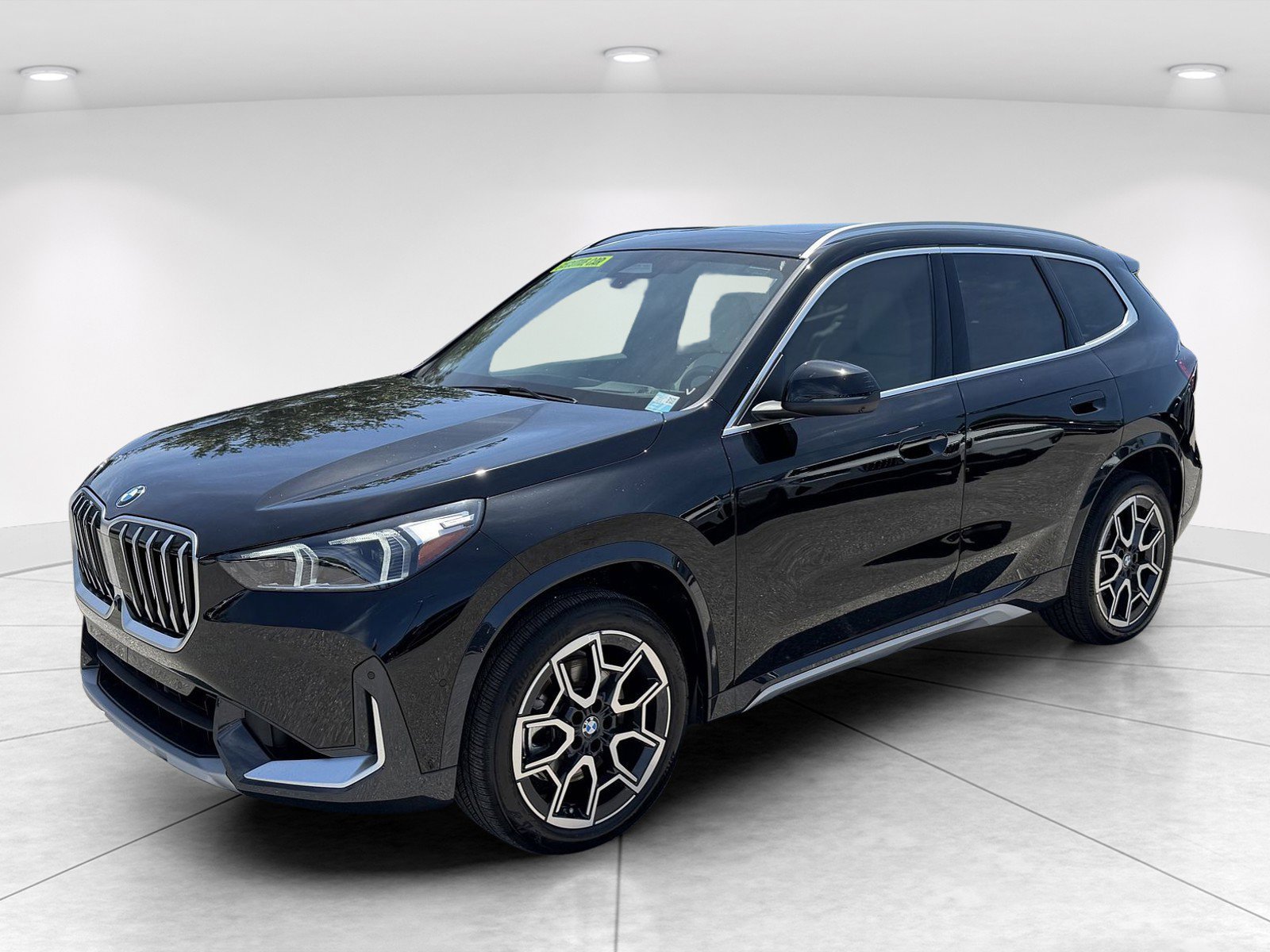 New 2026 BMW X1 xDrive28i w/ Technology Package AWD/4WD image 8