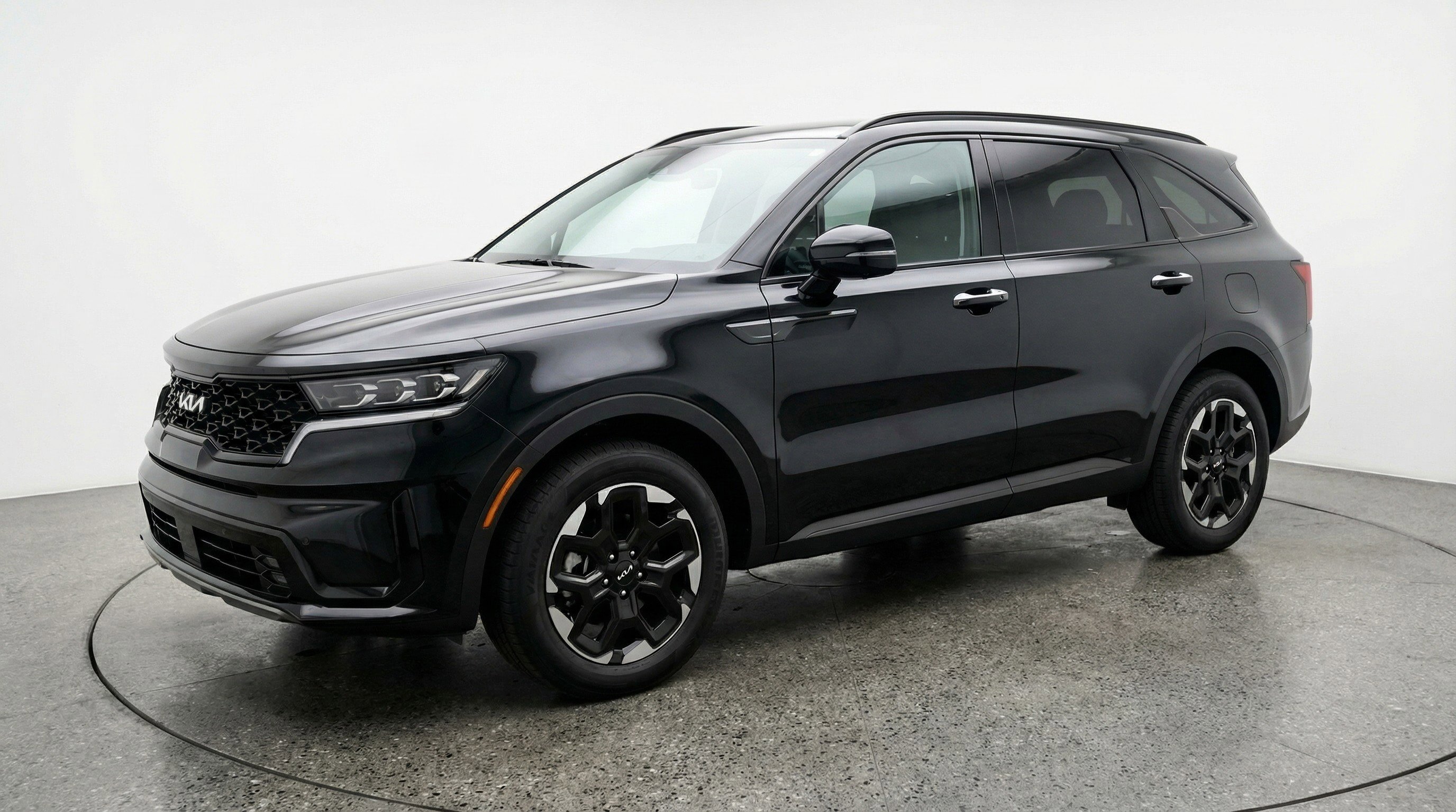 Used 2024 Kia Sorento S image 3