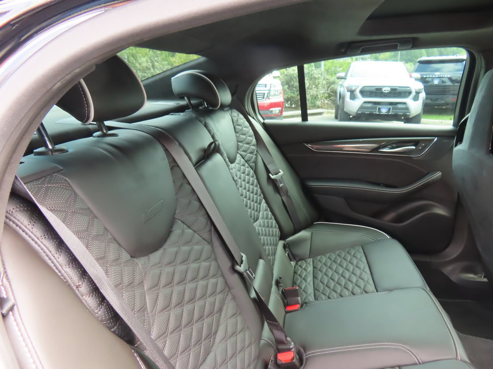 Used 2023 Cadillac CT5 V Blackwing w/ Carbon Fiber Package 2 RWD image 43