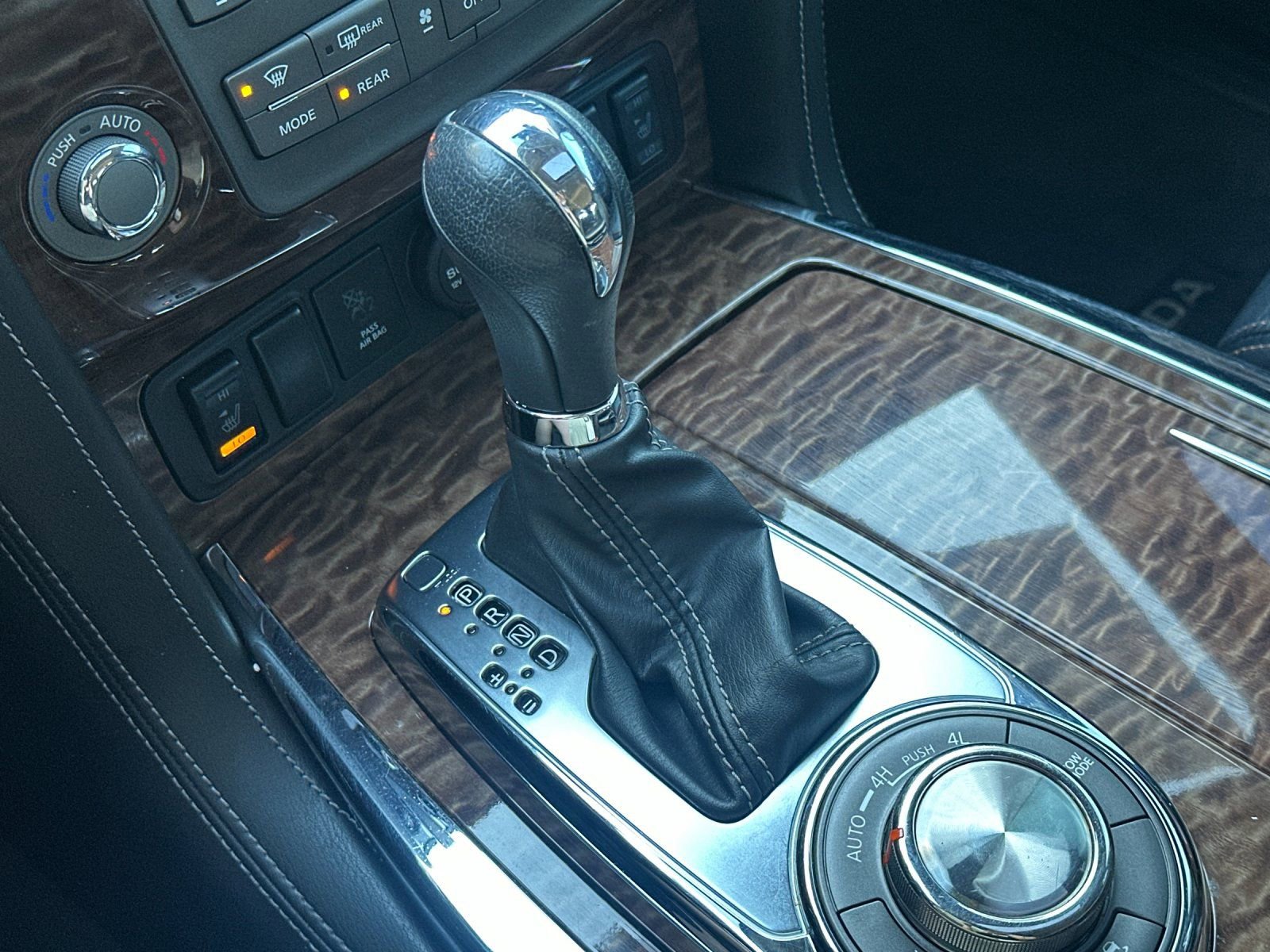 Used 2018 Nissan Armada SL w/ Moonroof Package image 25