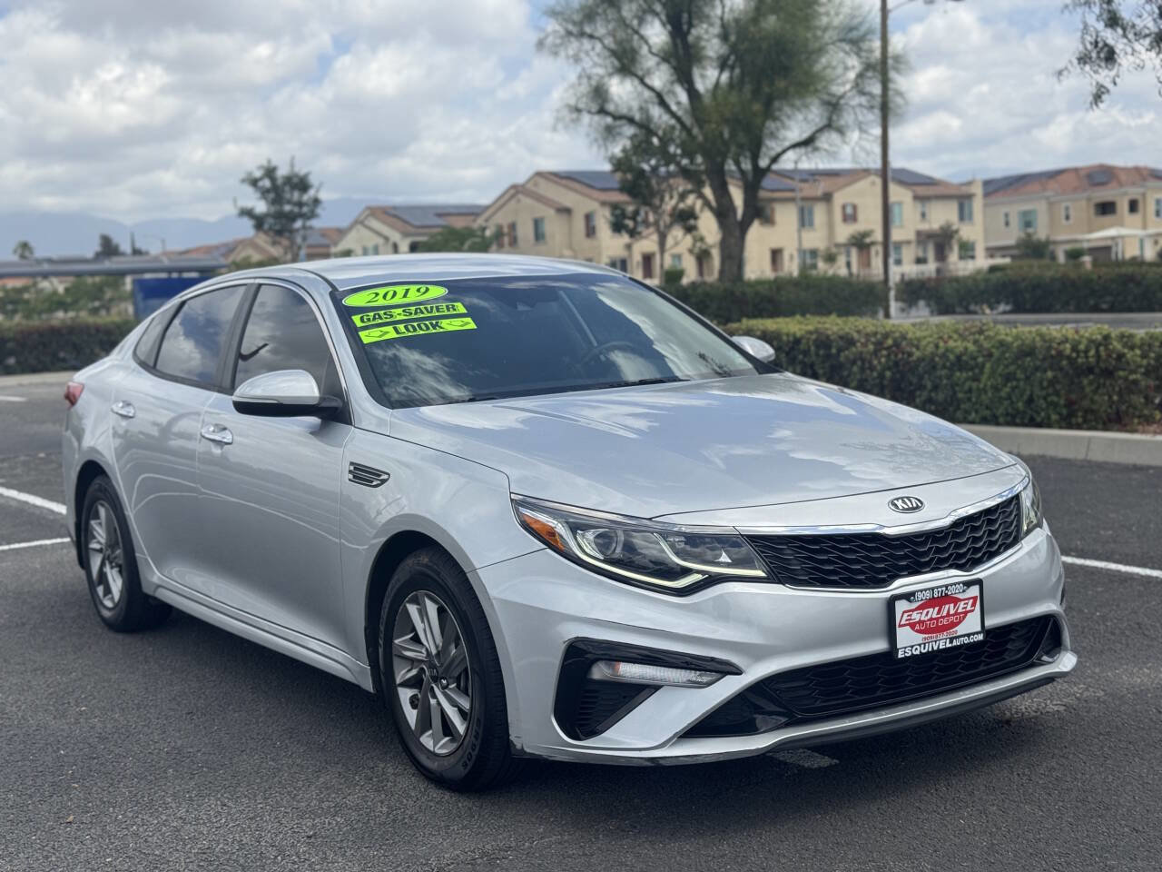 Used 2019 Kia Optima LX FWD image 1