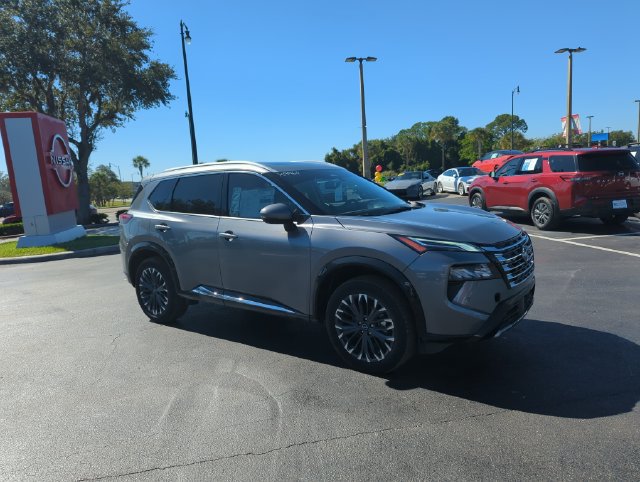 New 2026 Nissan Rogue Platinum AWD/4WD image 1