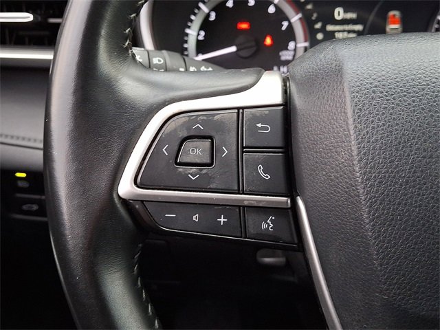Used 2023 Toyota Highlander XLE image 22