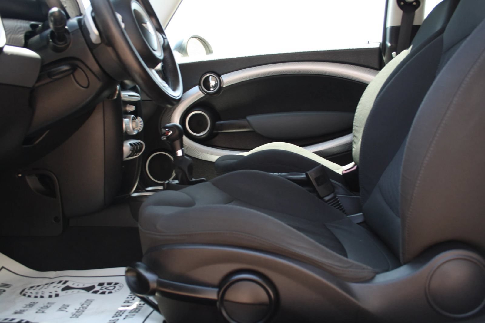 Used 2010 MINI Cooper S FWD image 13