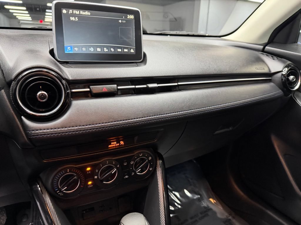 Used 2017 Toyota Yaris iA FWD image 25