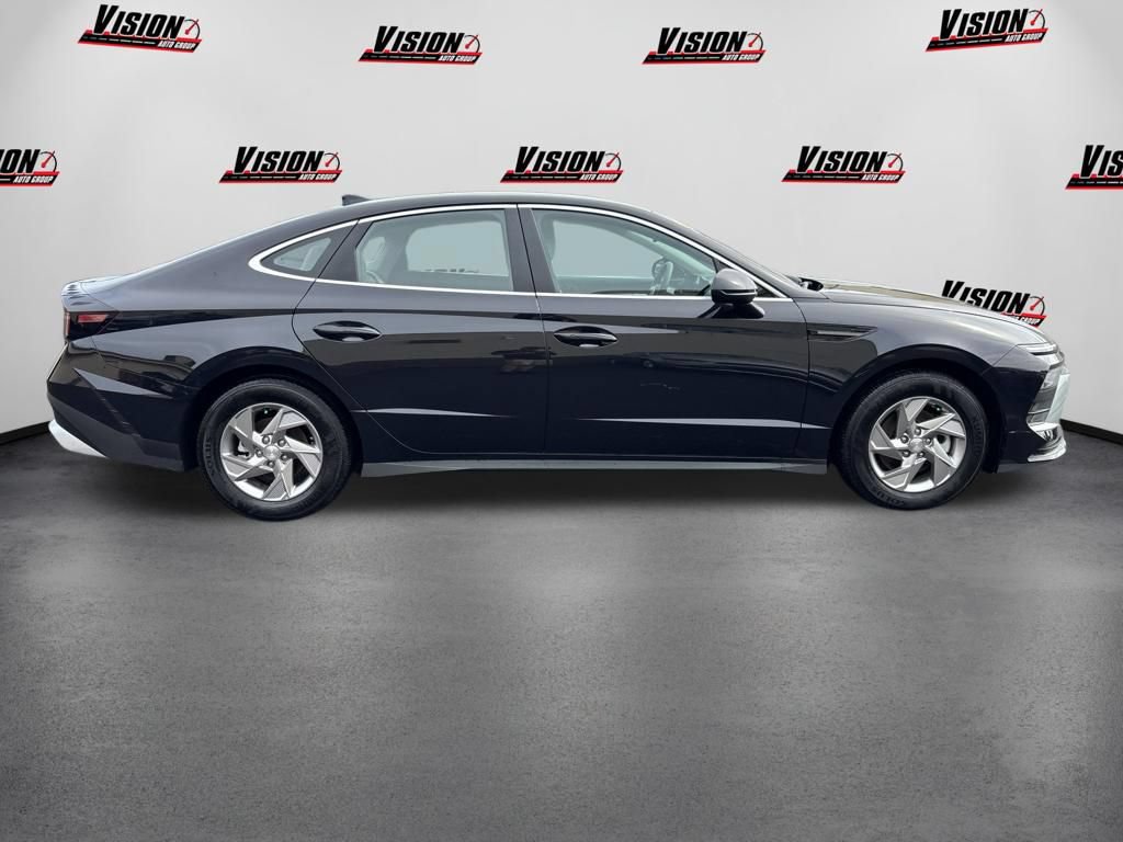 New 2026 Hyundai Sonata SE FWD image 6