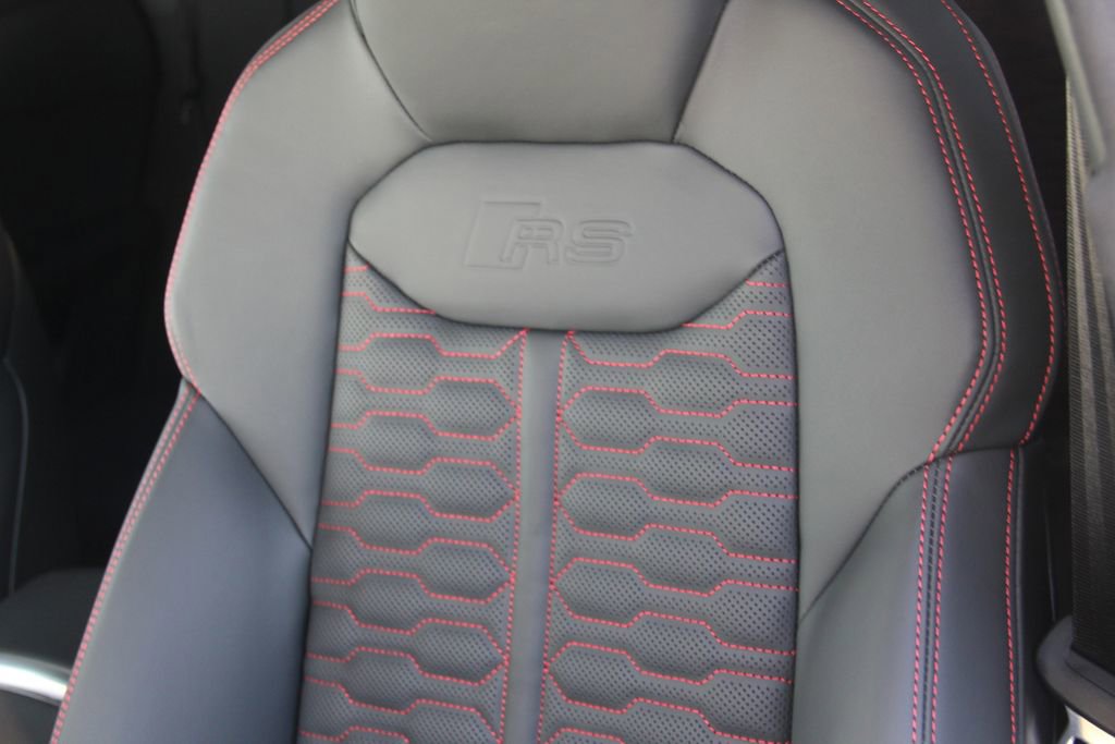 New 2025 Audi RS Q8 performance image 26