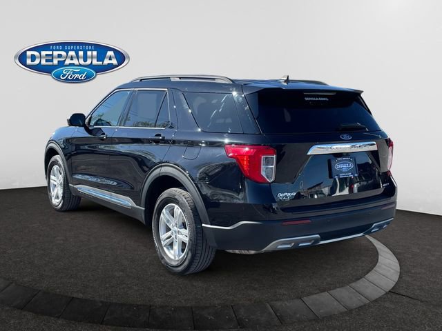 Certified 2023 Ford Explorer XLT w/ Equipment Group 202A AWD/4WD image 3