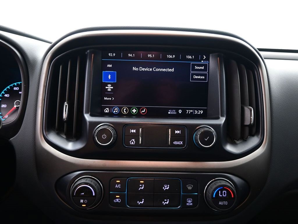 Used 2022 Chevrolet Colorado Z71 w/ Z71 Midnight Edition image 32