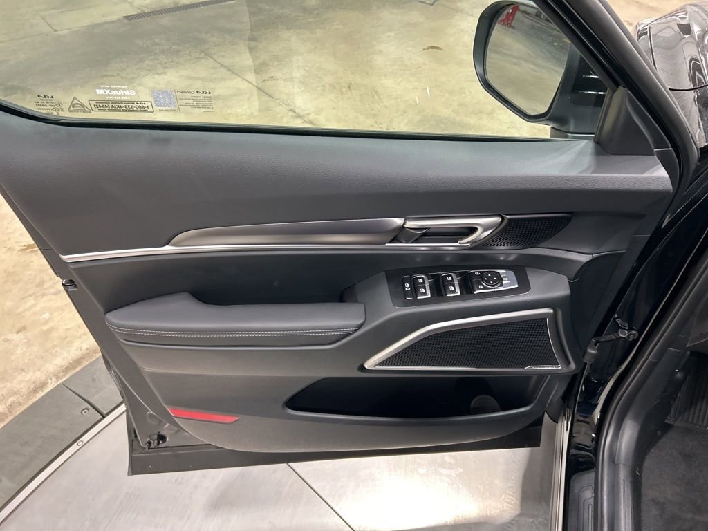 New 2025 Kia Telluride S image 12