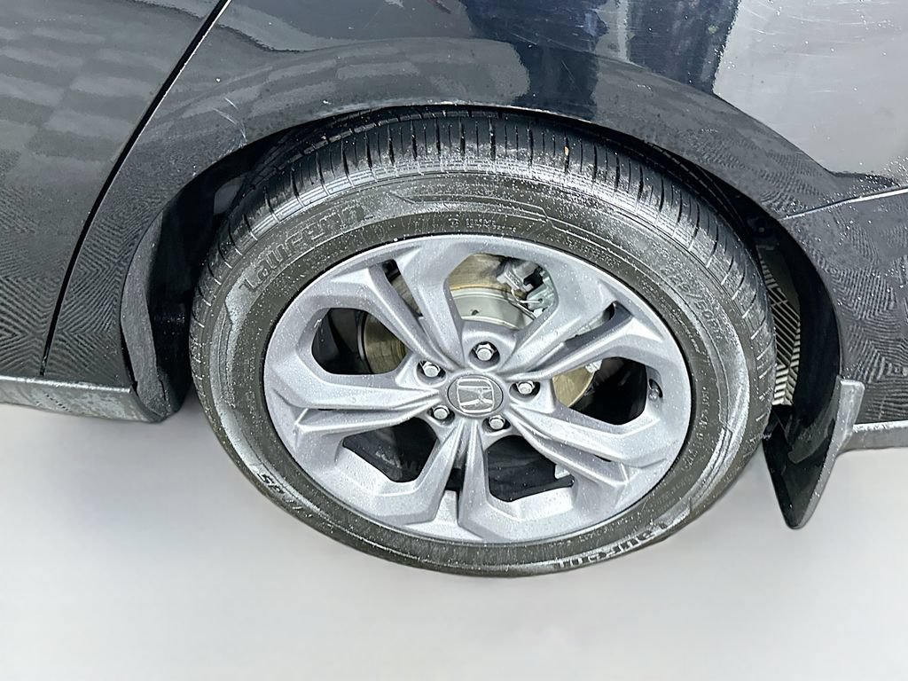 Used 2023 Honda Accord EX image 32