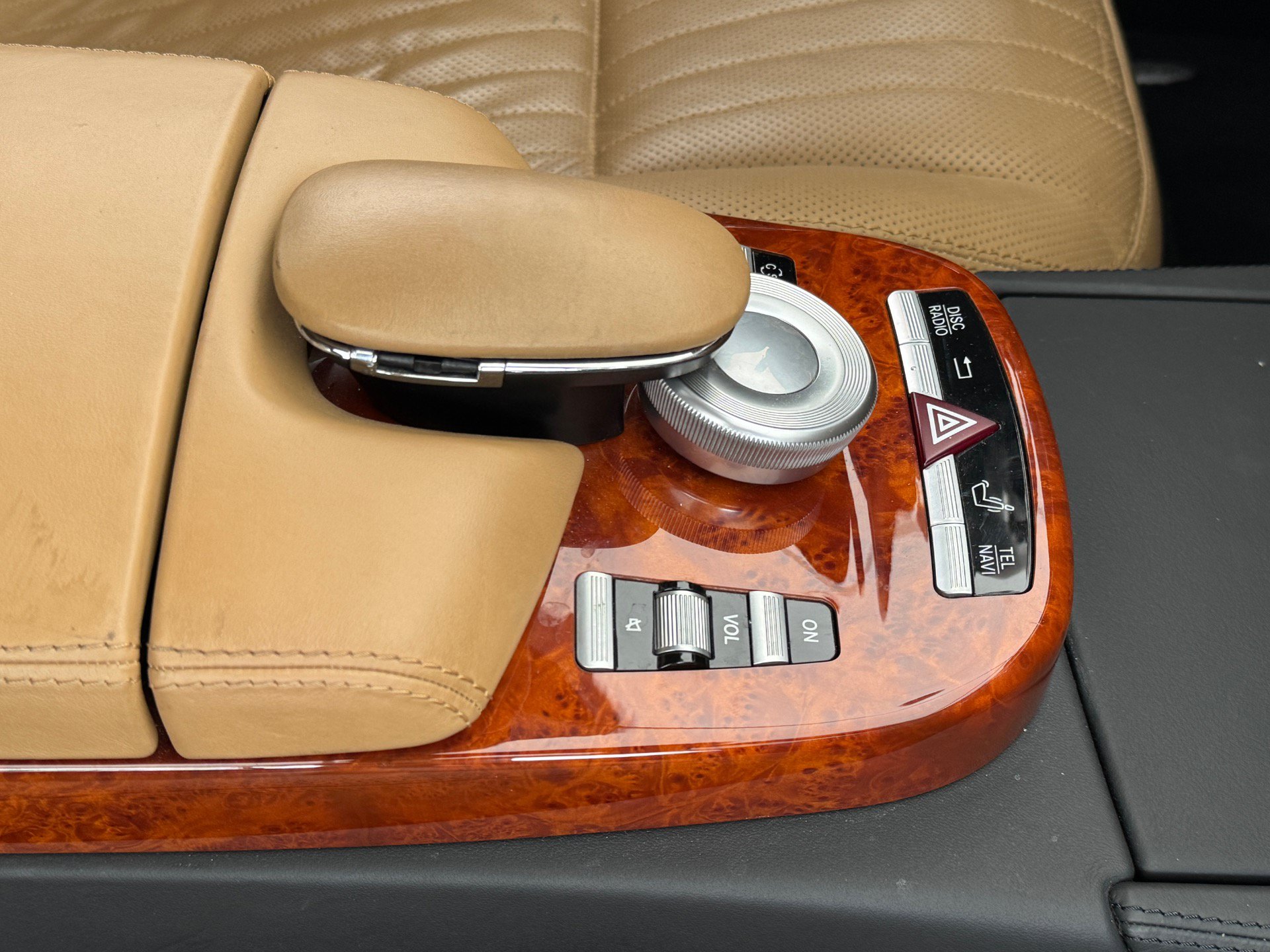 Used 2008 Mercedes-Benz S 550 image 35