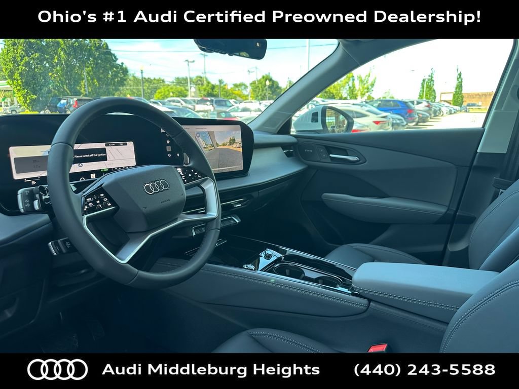 Used 2026 Audi Q3 quattro 2.0T w/ Technology Package AWD/4WD image 14