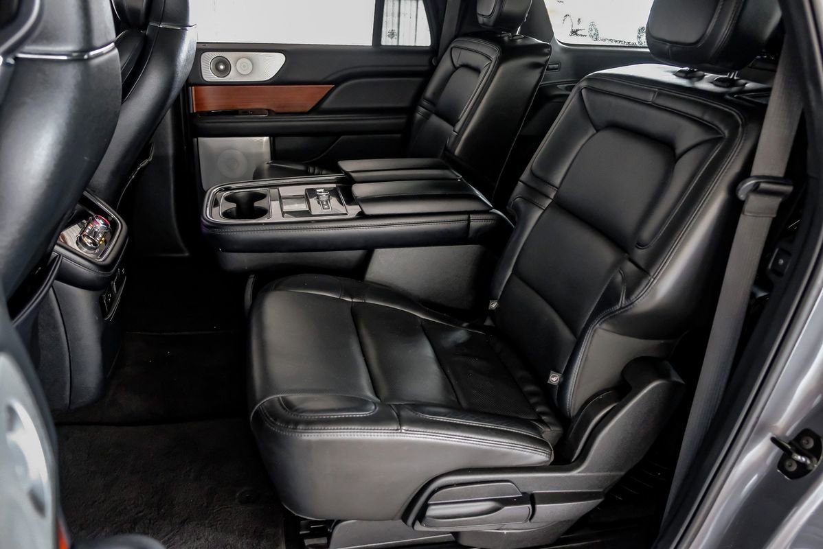 Used 2021 Lincoln Navigator L Reserve w/ Luxury Package AWD/4WD image 39