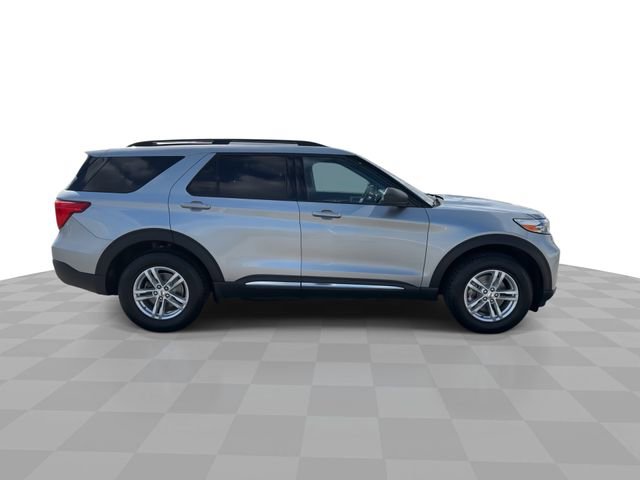 Used 2022 Ford Explorer XLT w/ Class IV Trailer Tow Package image 9
