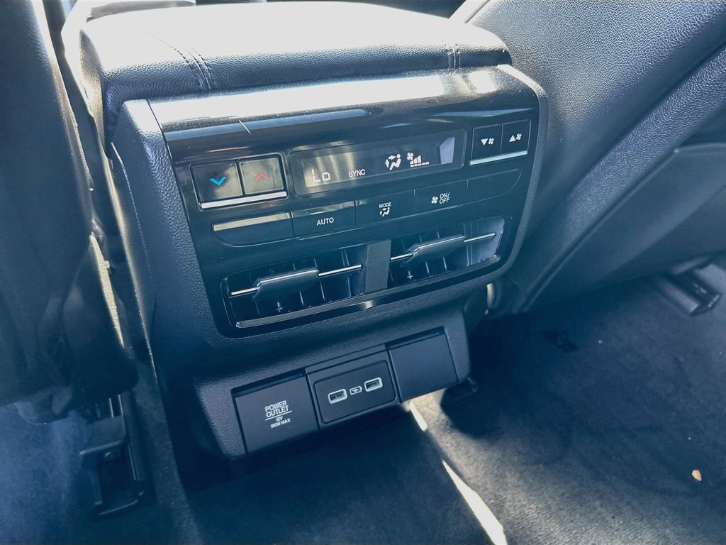 Used 2024 Acura MDX FWD image 25