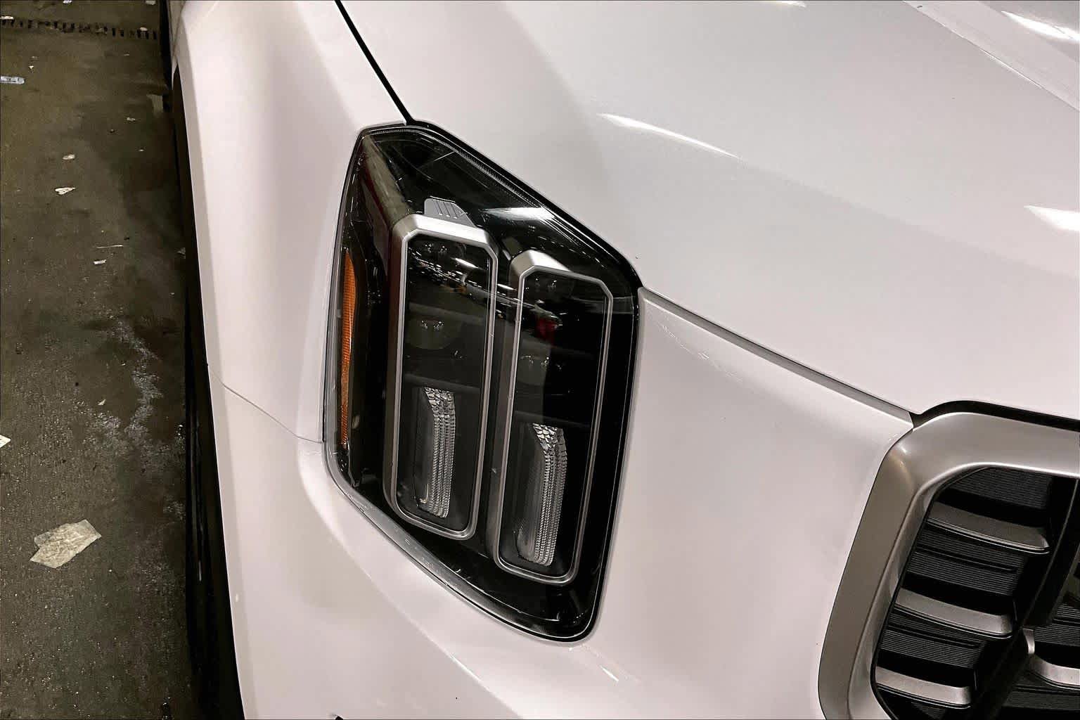 Used 2025 Kia Telluride S AWD/4WD image 28
