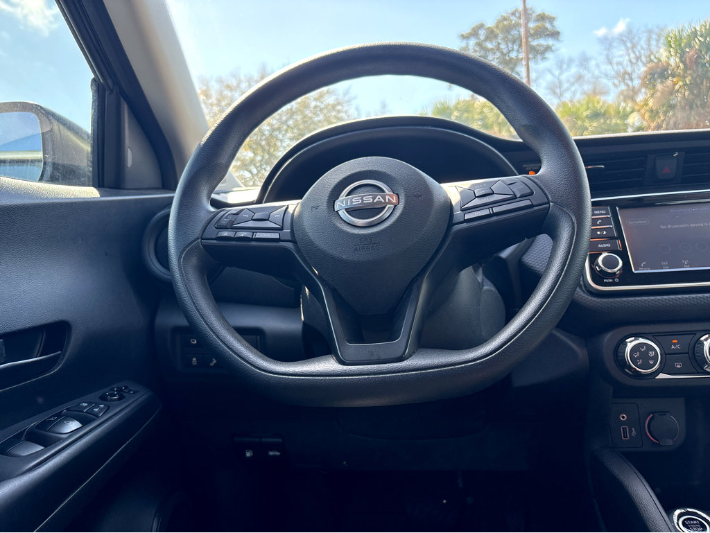 Used 2023 Nissan Kicks S FWD image 12