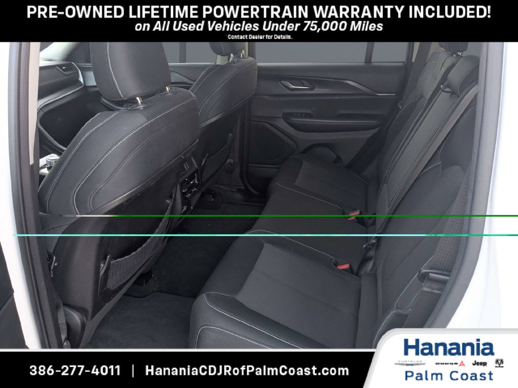 Used 2023 Jeep Grand Cherokee Laredo RWD image 13