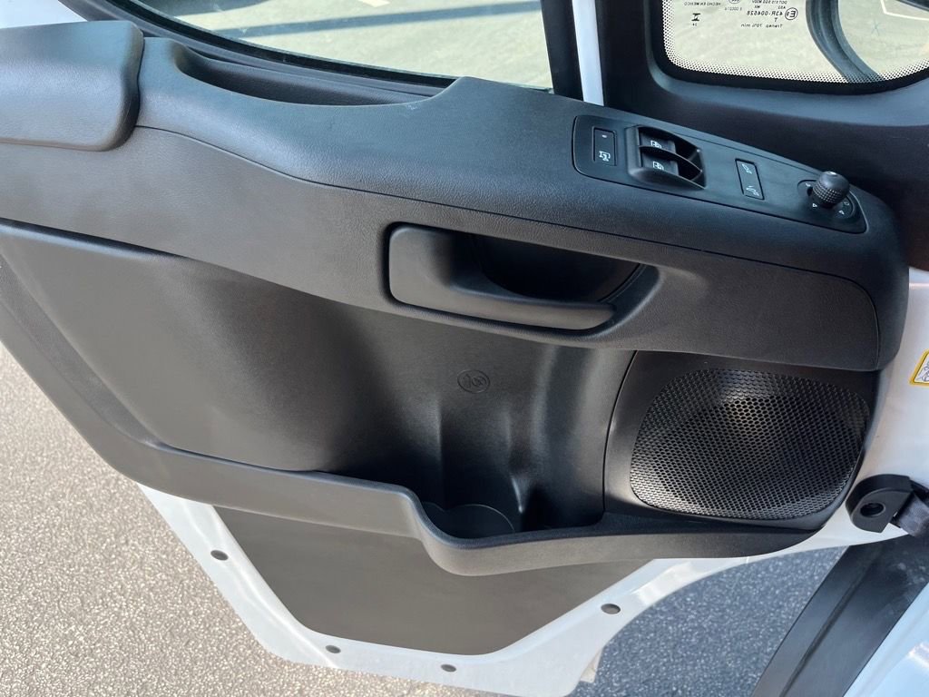 Used 2025 RAM ProMaster 2500 w/ Convenience Group image 16