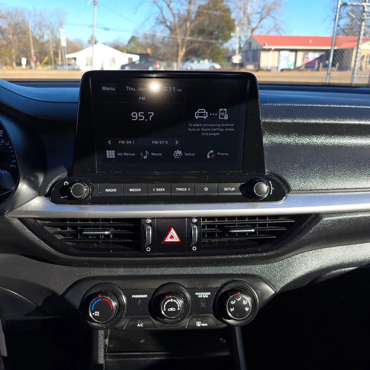 Used 2024 Kia Forte LXS FWD image 14