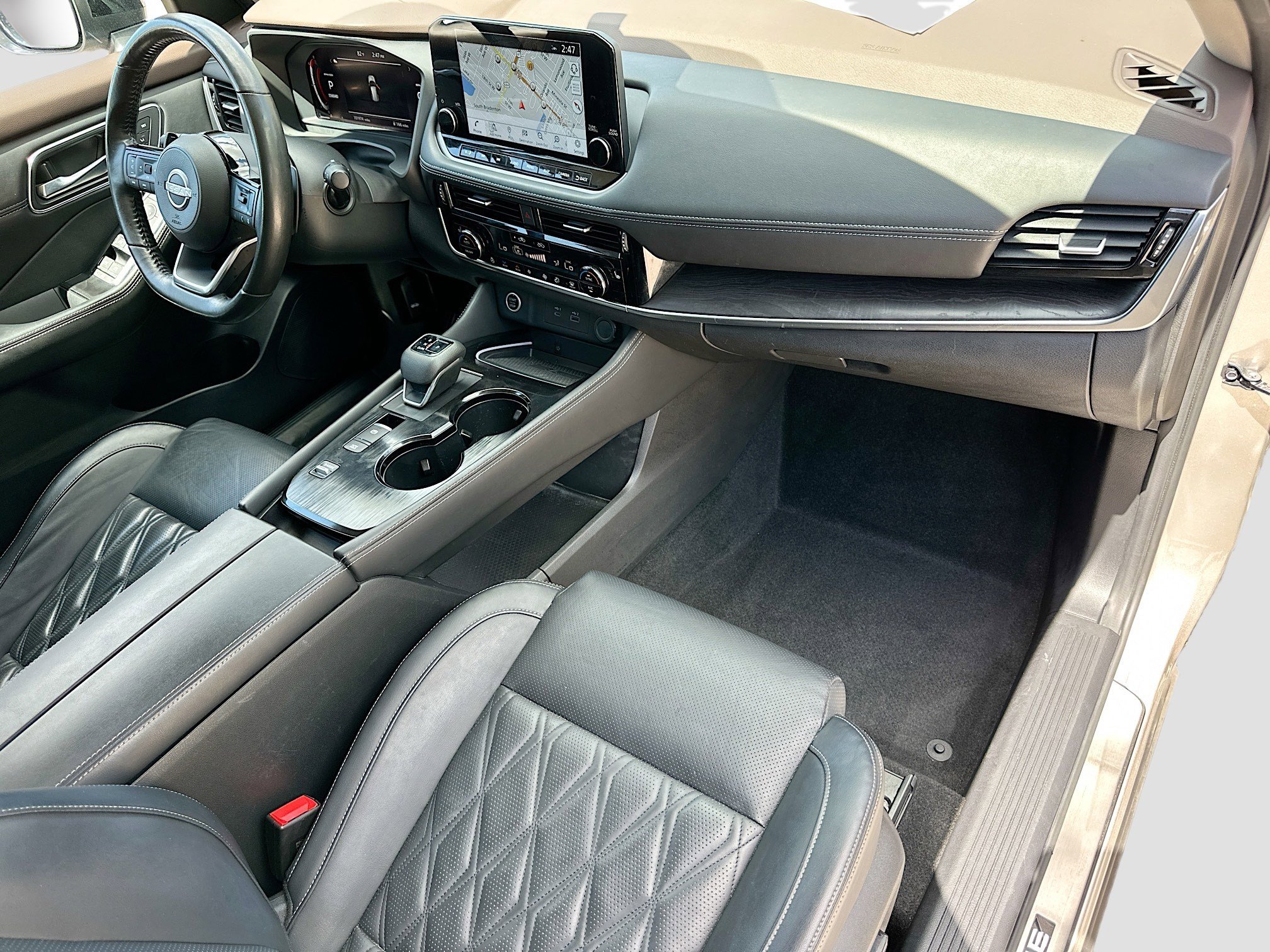 Used 2022 Nissan Rogue Platinum w/ Head-Up Display Package image 30