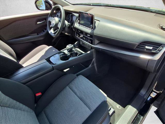 Used 2023 Nissan Rogue SV FWD image 21