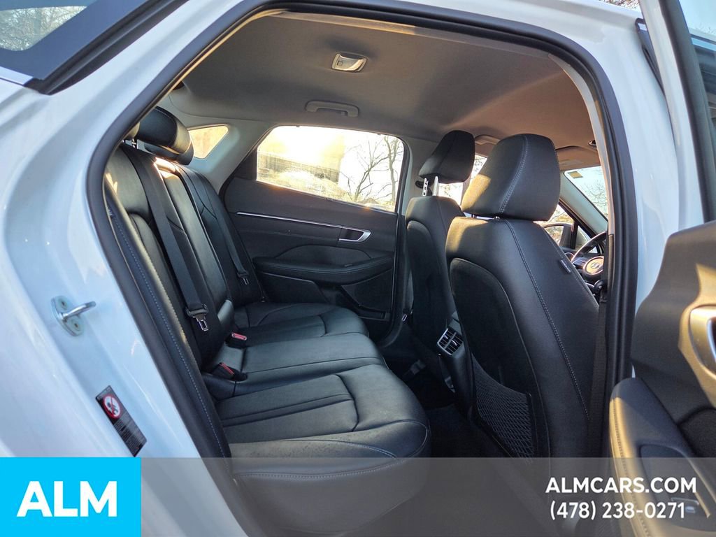 Used 2022 Hyundai Sonata Limited image 17