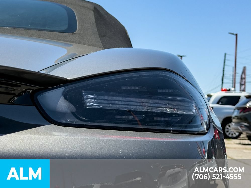 Used 2019 Porsche 718 Boxster RWD image 10