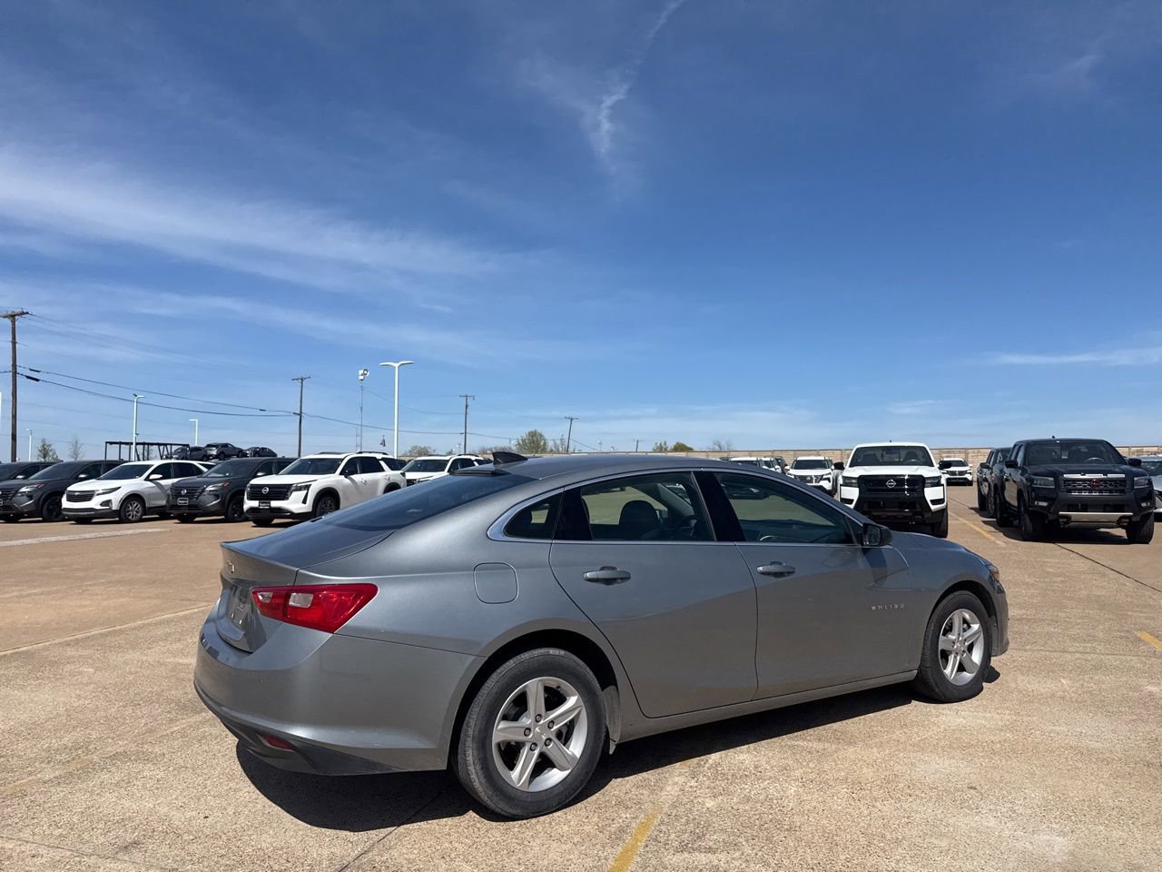 Used 2025 Chevrolet Malibu LS image 25