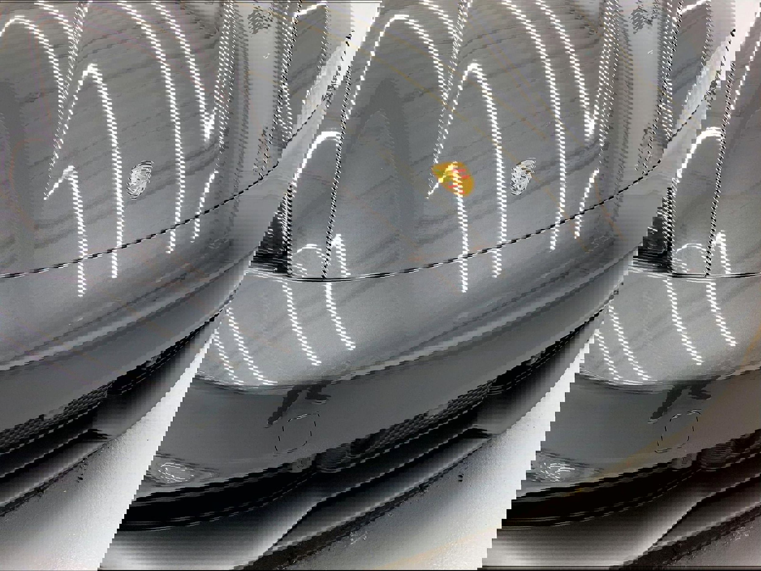 Used 2025 Porsche Taycan image 30